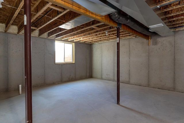 1009 LOTUS TRAIL, Menasha, WI 54952
