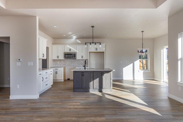 1009 LOTUS TRAIL, Menasha, WI 54952