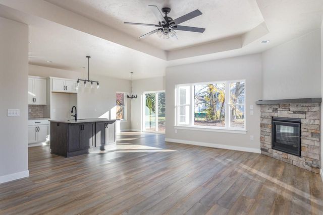 1009 LOTUS TRAIL, Menasha, WI 54952