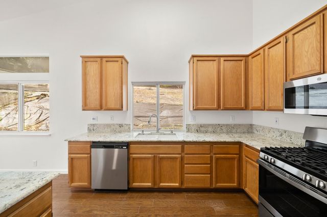 5207 Equestrian Ct, Rocklin, CA 95677