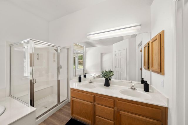 5207 Equestrian Ct, Rocklin, CA 95677