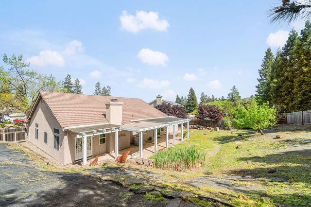 5207 Equestrian Ct, Rocklin, CA 95677