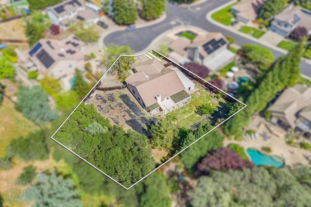 5207 Equestrian Ct, Rocklin, CA 95677