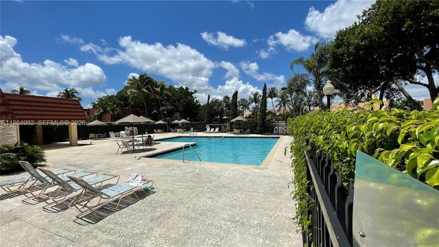 709 NW 98th Cir 709, Plantation, FL 33324