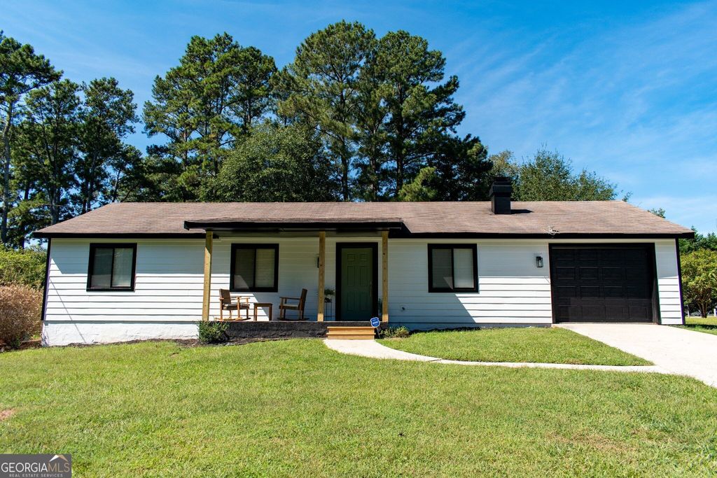 1077 Sawgrass Court SW, Lilburn, GA 30047 — photo 2