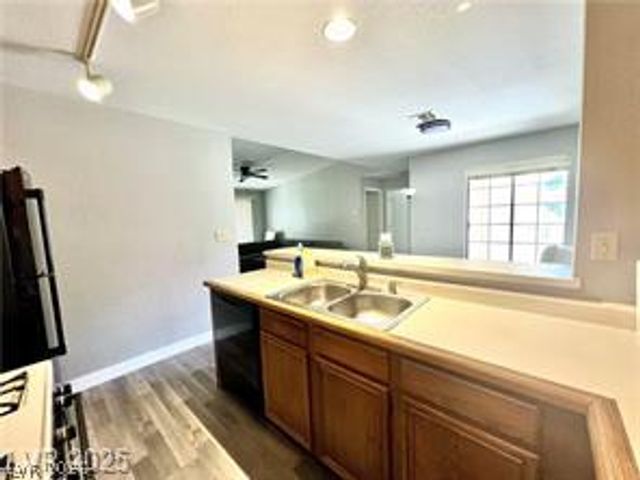 2627 South Durango Drive 202, Las Vegas, NV 89117