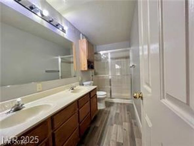 2627 South Durango Drive 202, Las Vegas, NV 89117