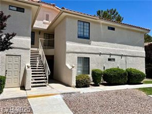 2627 South Durango Drive 202, Las Vegas, NV 89117