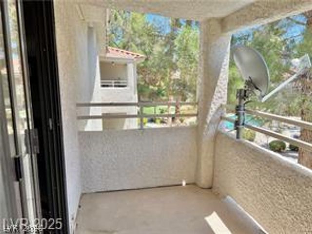 2627 South Durango Drive 202, Las Vegas, NV 89117