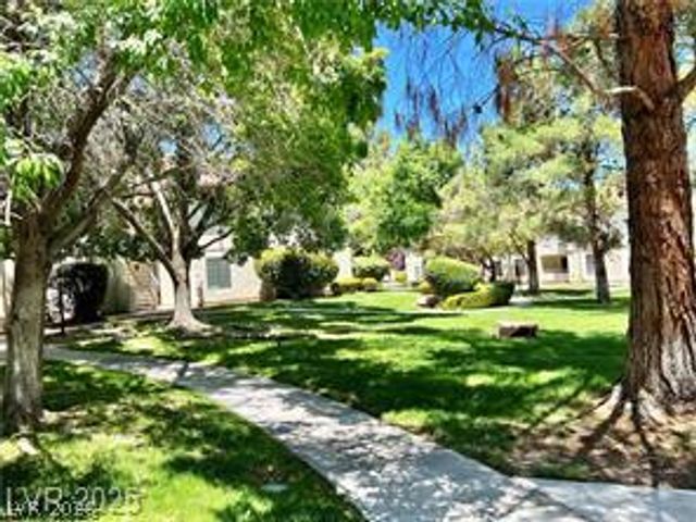 2627 South Durango Drive 202, Las Vegas, NV 89117