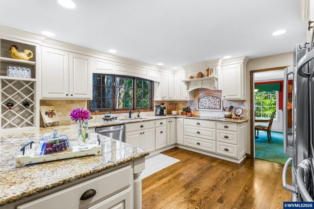 465 McKinley St SE, Salem, OR 97302