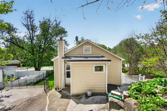 12 Montrose Drive, Carmel, NY 10512