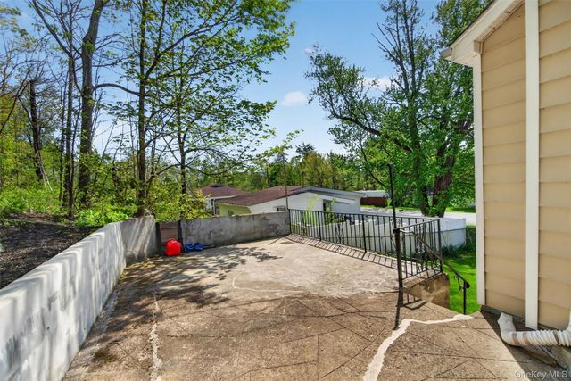 12 Montrose Drive, Carmel, NY 10512