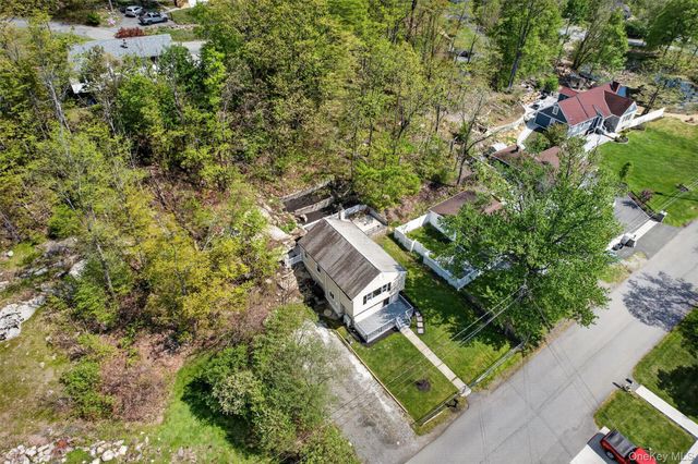 12 Montrose Drive, Carmel, NY 10512