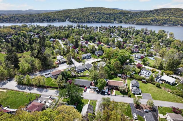 12 Montrose Drive, Carmel, NY 10512