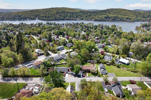 12 Montrose Drive, Carmel, NY 10512