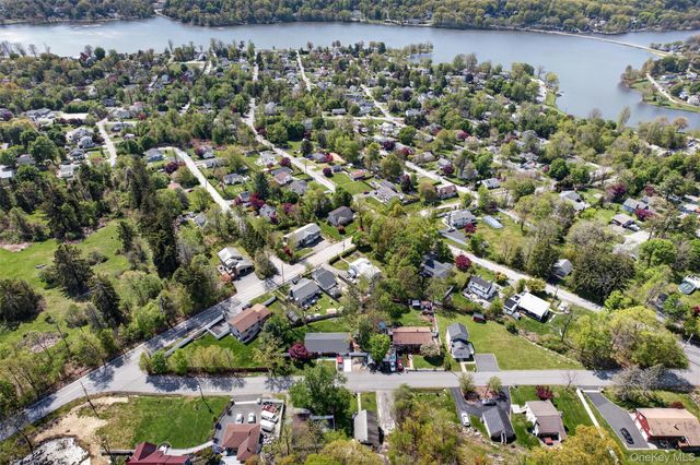 12 Montrose Drive, Carmel, NY 10512