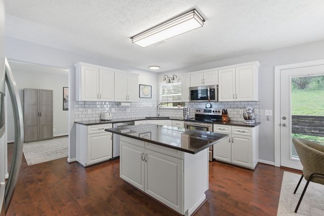 5636 Chestnutwood Trl, Hermitage, TN 37076