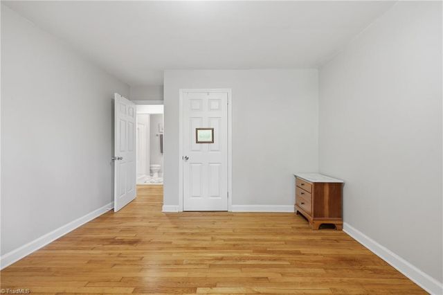 409 Walnut Place NE, Lenoir, NC 28645