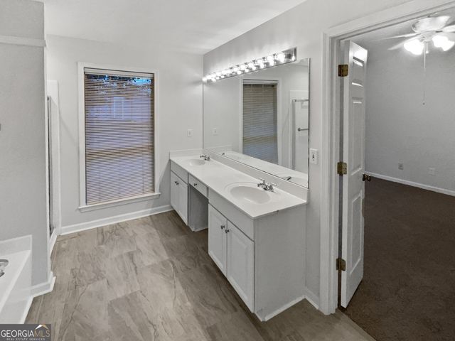 11915 Carriage Park Lane, Johns Creek, GA 30097