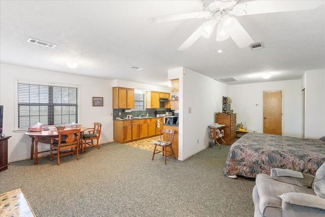 5902 Fm 1952 Road, Wallis, TX 77485