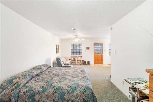 5902 Fm 1952 Road, Wallis, TX 77485