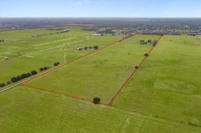 5902 Fm 1952 Road, Wallis, TX 77485