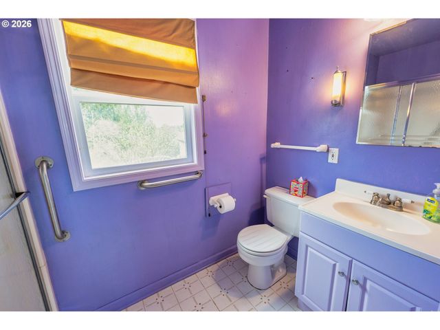 13130 Nw SKYLINE Blvd, Portland, OR 97231