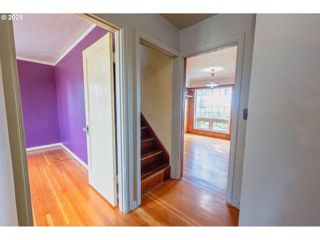 13130 Nw SKYLINE Blvd, Portland, OR 97231