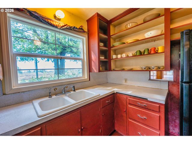 13130 Nw SKYLINE Blvd, Portland, OR 97231