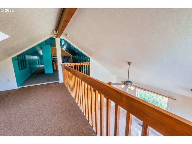 13130 Nw SKYLINE Blvd, Portland, OR 97231