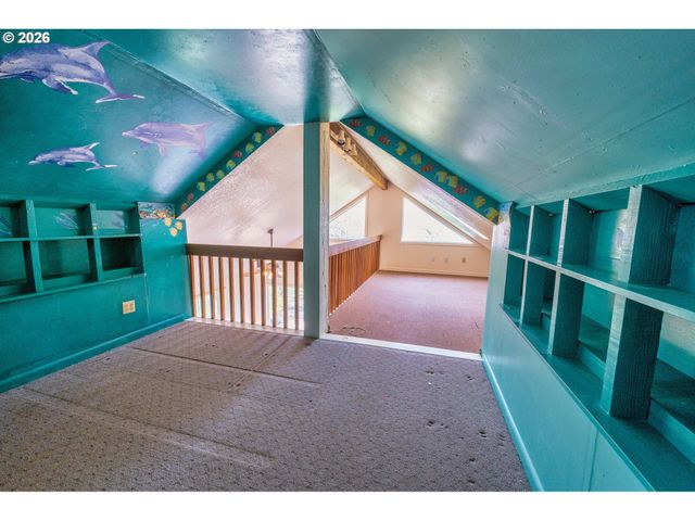 13130 Nw SKYLINE Blvd, Portland, OR 97231