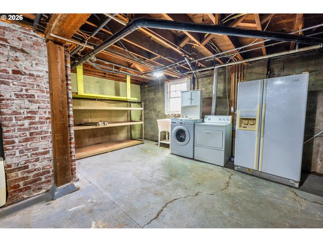 13130 Nw SKYLINE Blvd, Portland, OR 97231