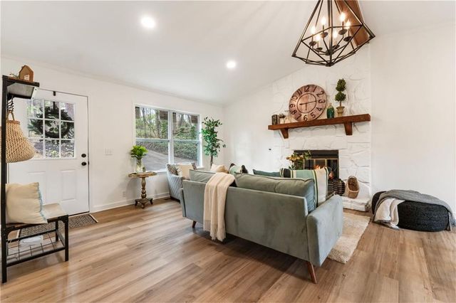 1184 Alemeda Drive, Marietta, GA 30066