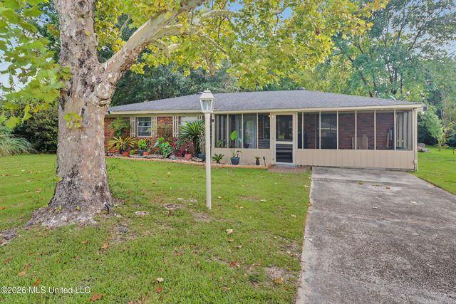 10604 Oak Street, Vancleave, MS 39565