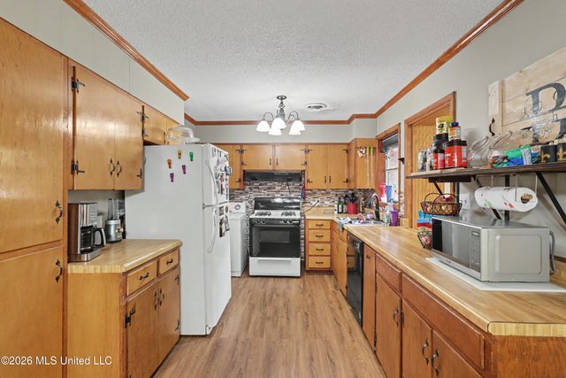 10604 Oak Street, Vancleave, MS 39565