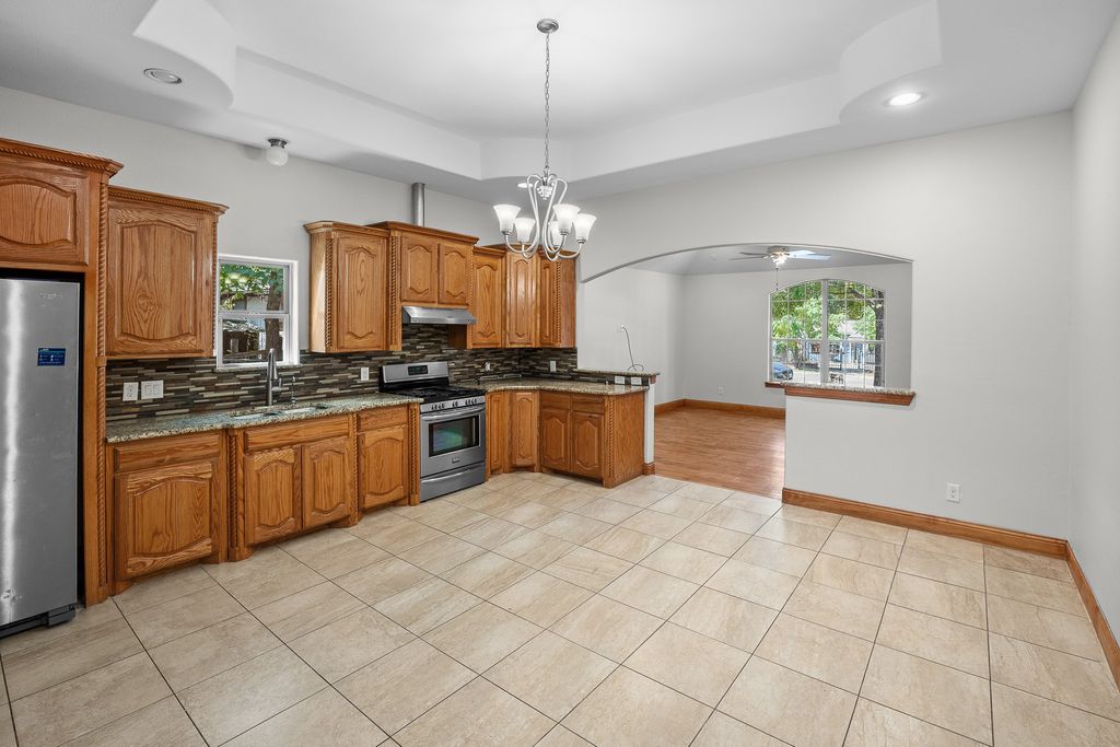 1201 S Sargent Street, Fort Worth, TX 76105 — photo 4