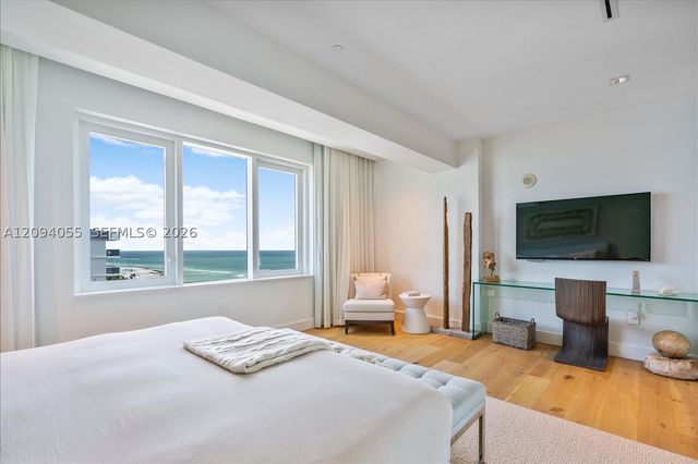 102 24th St PH-1607, Miami Beach, FL 33139