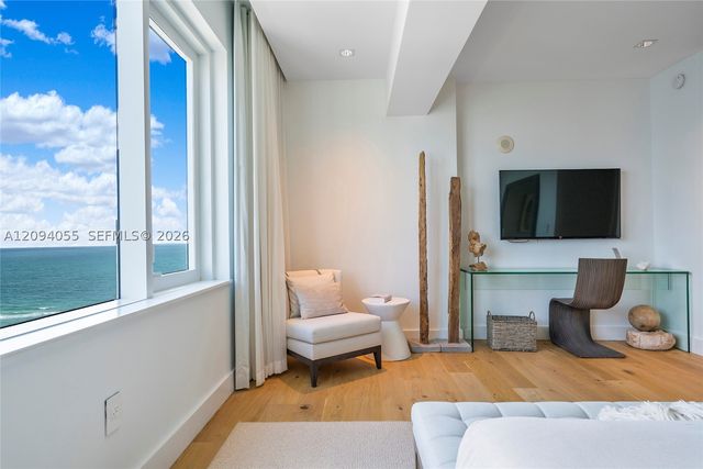 102 24th St PH-1607, Miami Beach, FL 33139