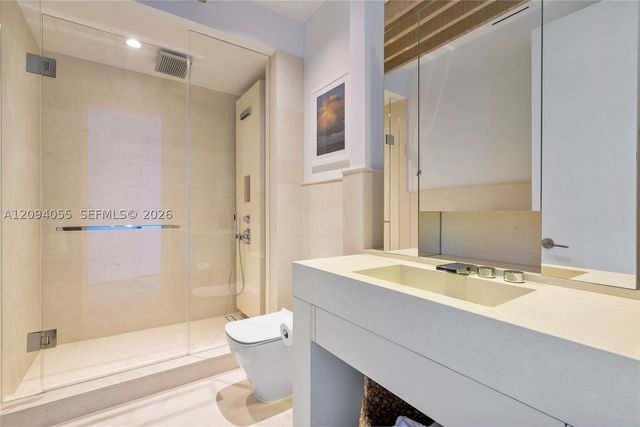102 24th St PH-1607, Miami Beach, FL 33139
