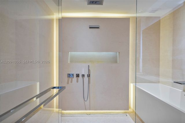 102 24th St PH-1607, Miami Beach, FL 33139