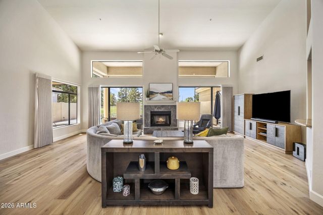 11838 N 80TH Place, Scottsdale, AZ 85260