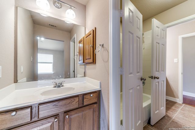 3354 Highline, San Antonio, TX 78261