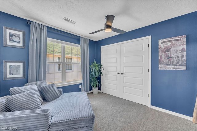 42 Vista Circle, North Olmsted, OH 44070