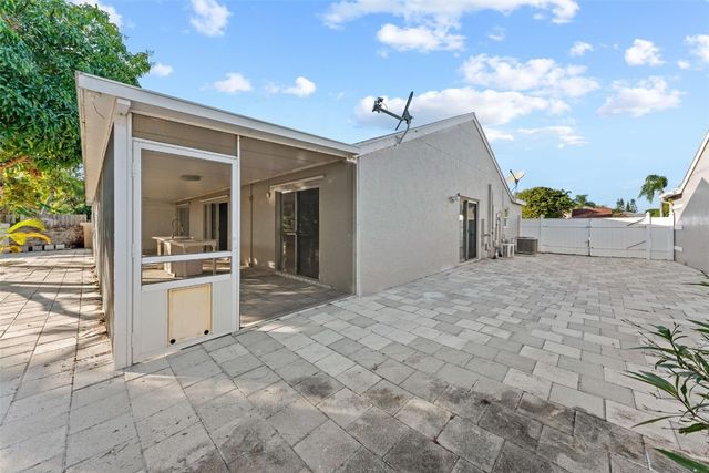 9918 Moss Pond Drive, Boca Raton, FL 33496