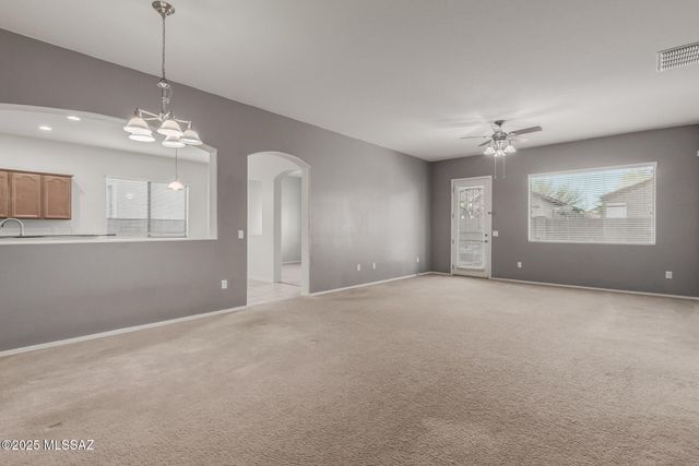 7808 E Treetop Road, Tucson, AZ 85756