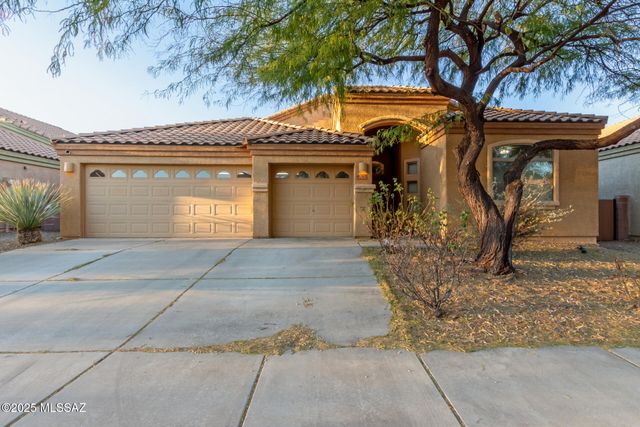 7808 E Treetop Road, Tucson, AZ 85756