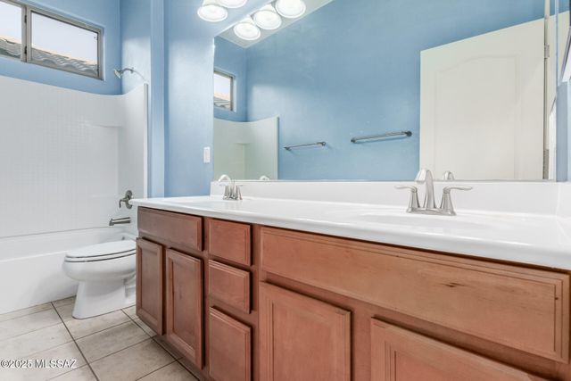 7808 E Treetop Road, Tucson, AZ 85756