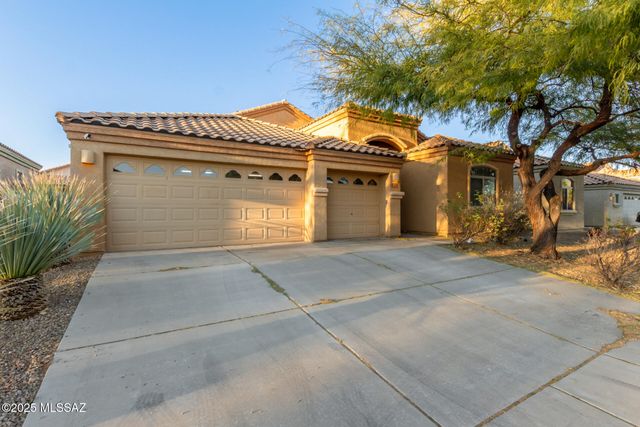 7808 E Treetop Road, Tucson, AZ 85756