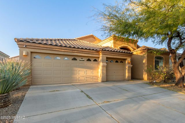 7808 E Treetop Road, Tucson, AZ 85756